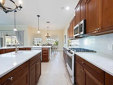 Chefs Kitchen-Shared Space