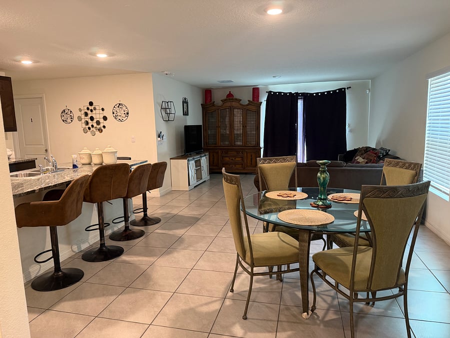 Furnished Finder property 1007924_1 photo 4