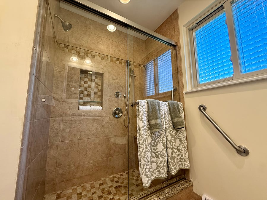 Furnished Finder property 1007930_1 photo 17