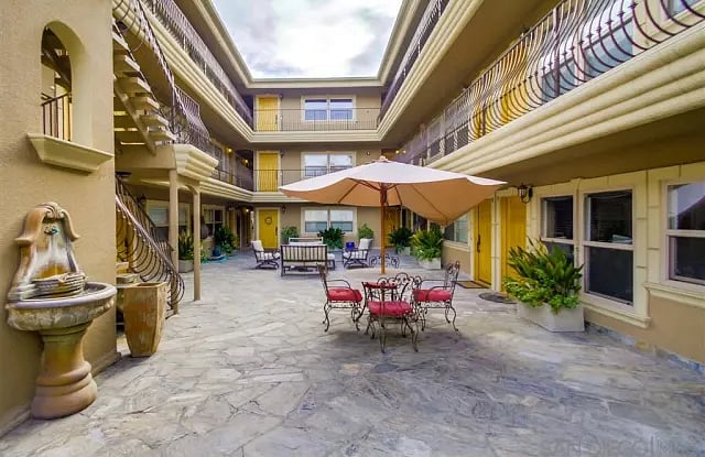 Furnished Finder property 1007958_1 photo 6