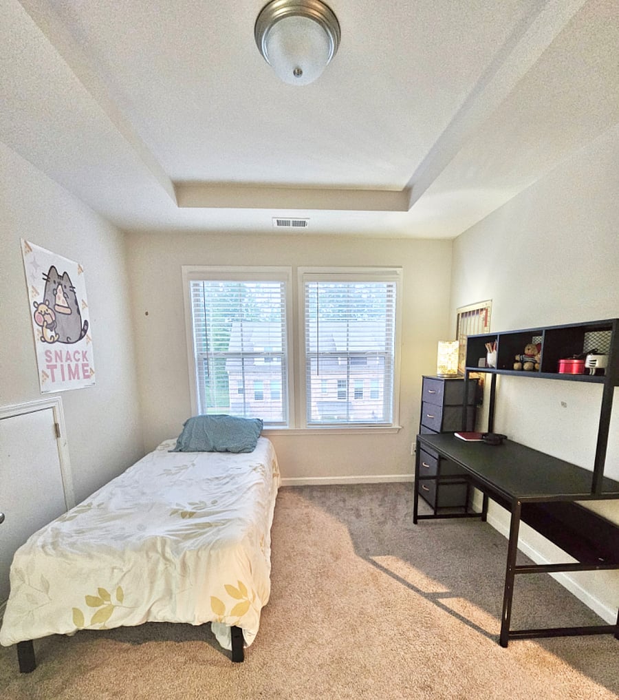 upstairs guest room 