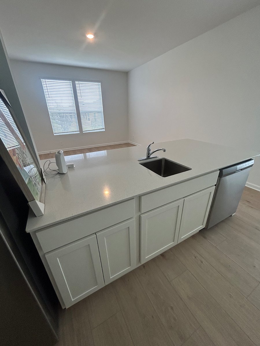 Furnished Finder property 1008022_1 photo 8