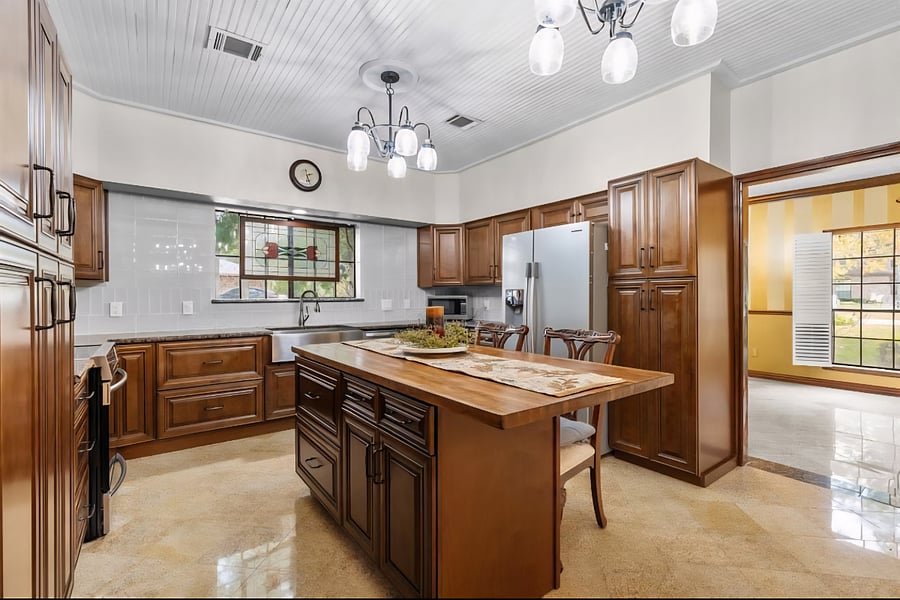 Furnished Finder property 1008043_1 photo 2