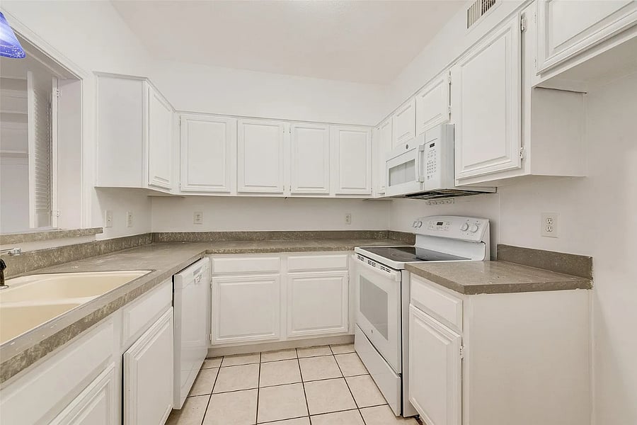 Furnished Finder property 1008048_1 photo 10