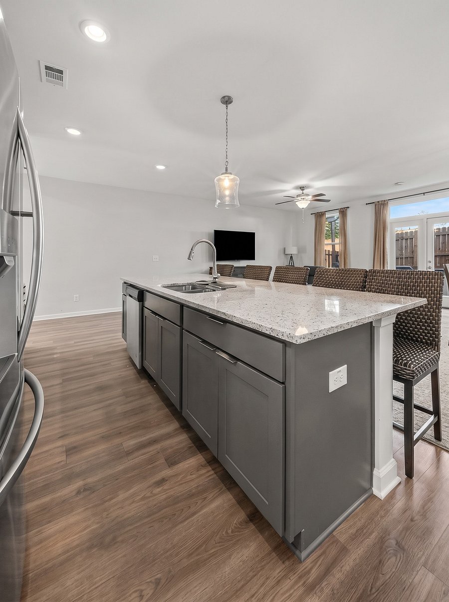 Furnished Finder property 1008066_1 photo 16