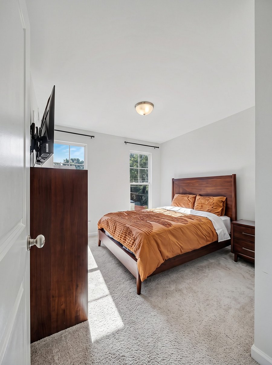Furnished Finder property 1008066_1 photo 10