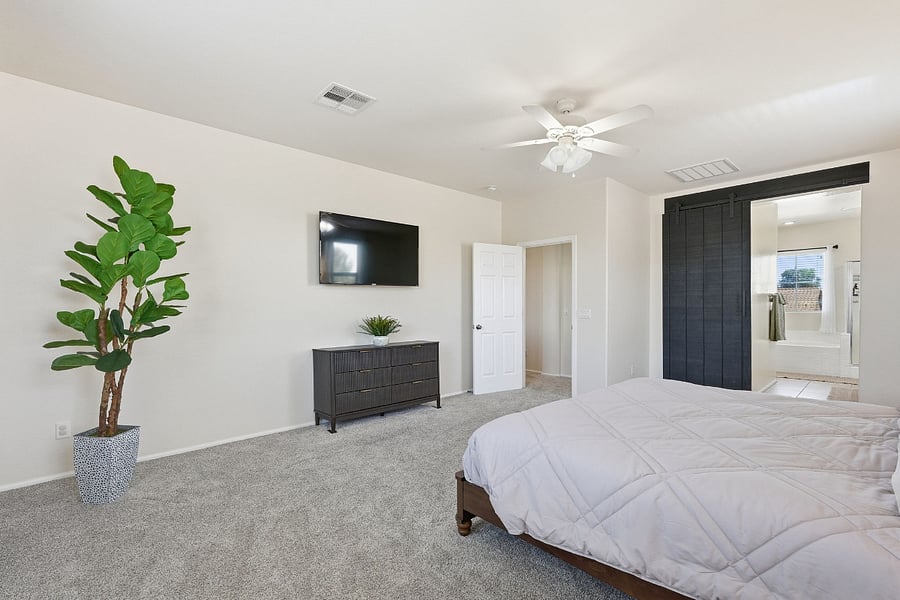 Furnished Finder property 1008079_1 photo 37