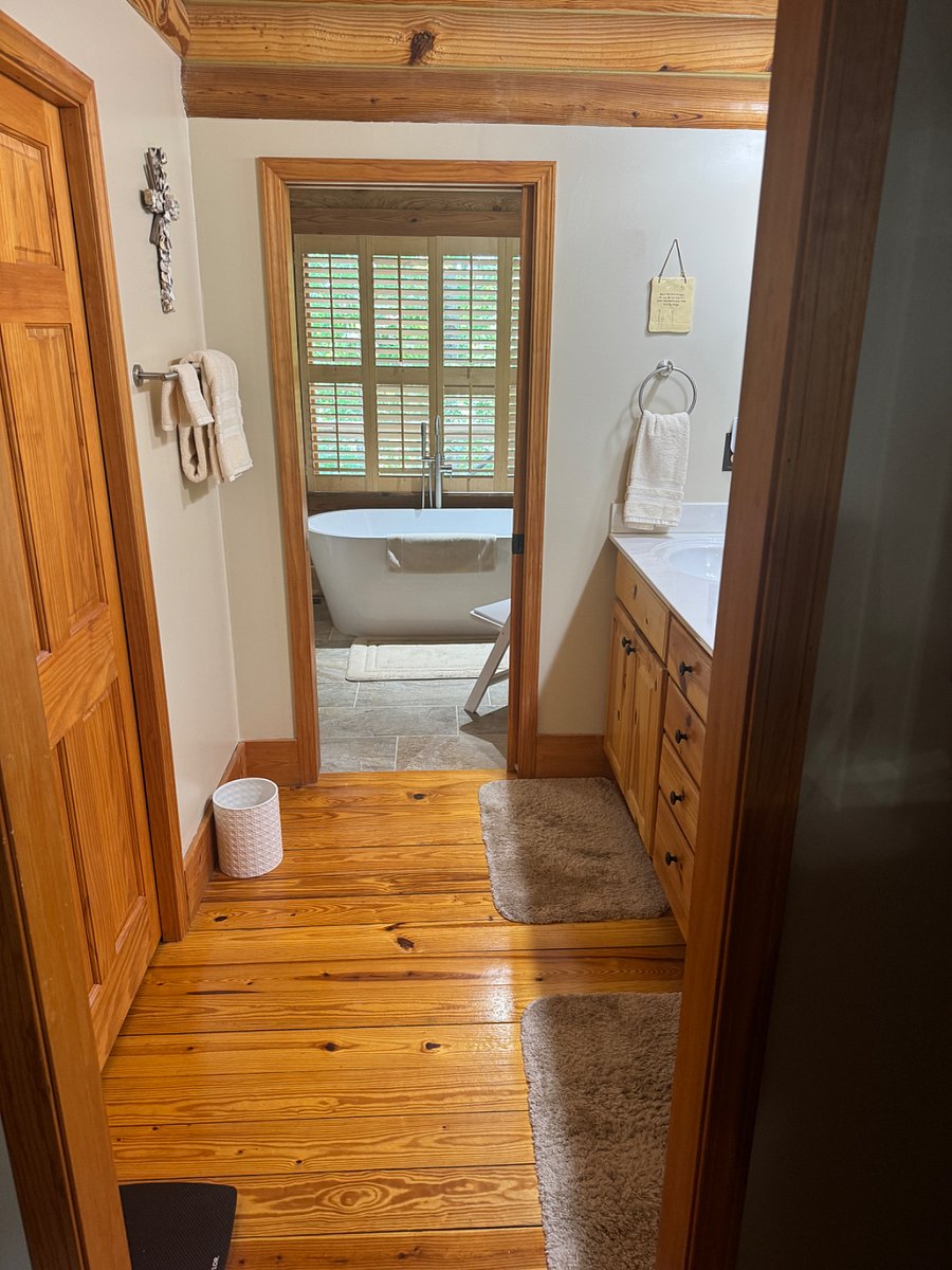 Furnished Finder property 1008089_1 photo 12