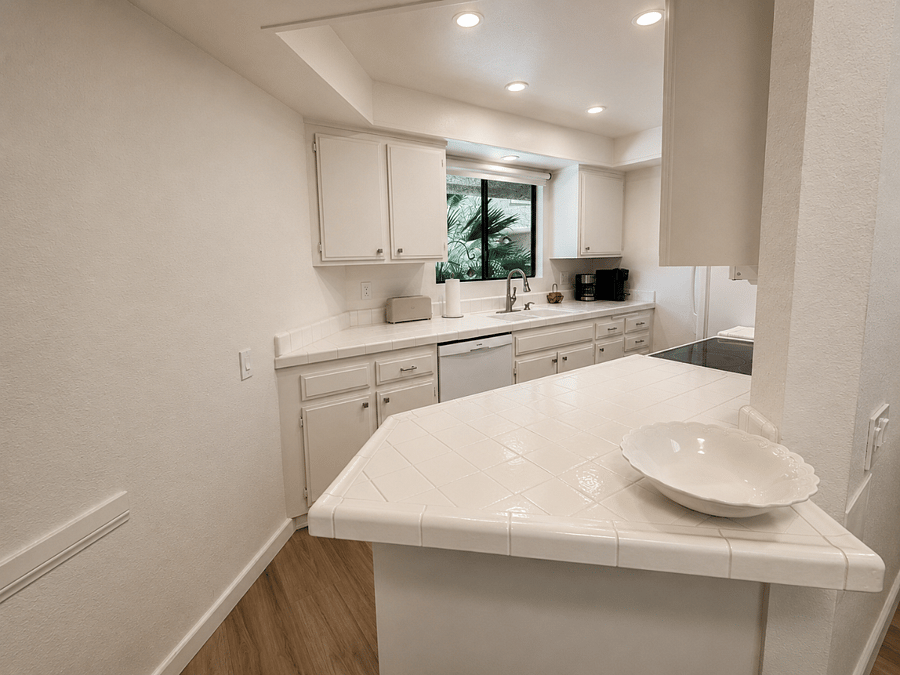 Furnished Finder property 1008091_1 photo 25