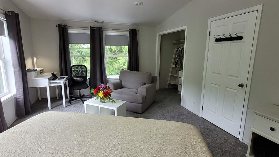 Furnished Finder property 1008124_1 photo 3
