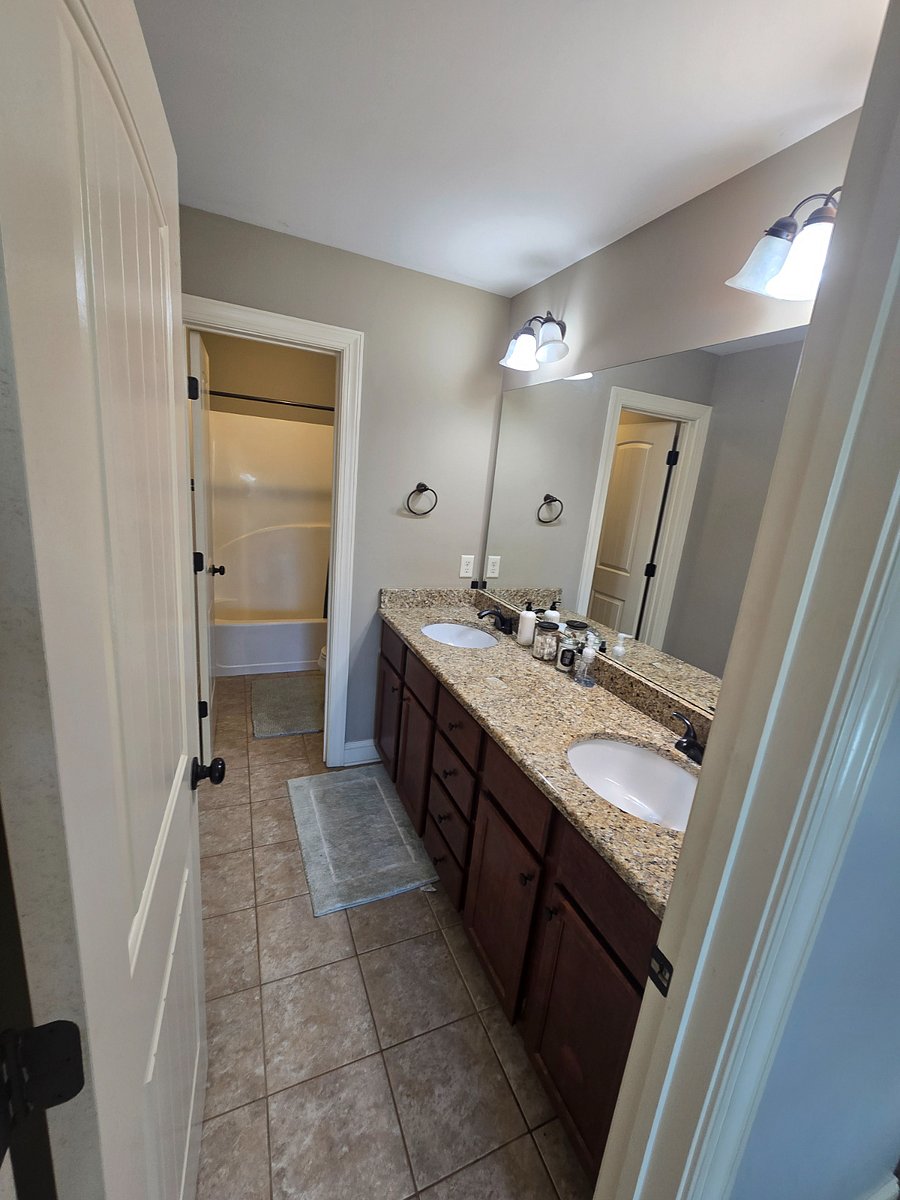 Furnished Finder property 1008130_1 photo 11