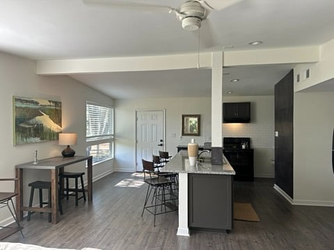 Furnished Finder property 1008140_1 photo 5