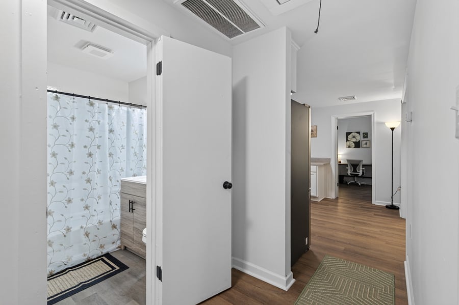 Furnished Finder property 1008161_1 photo 14