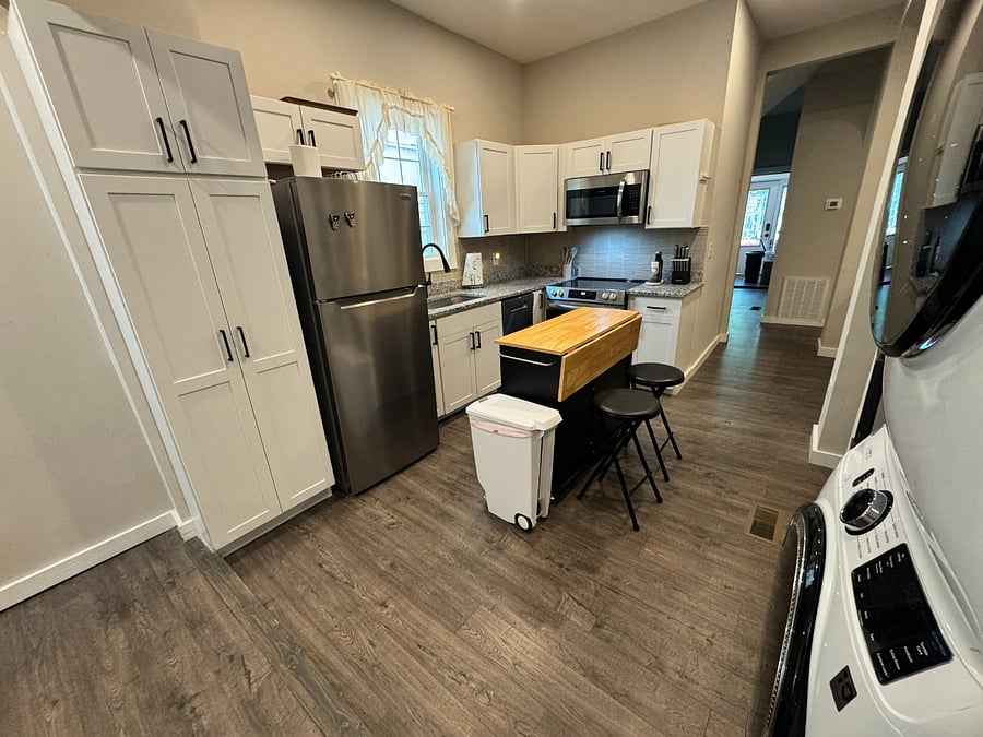 Furnished Finder property 1008166_1 photo 6