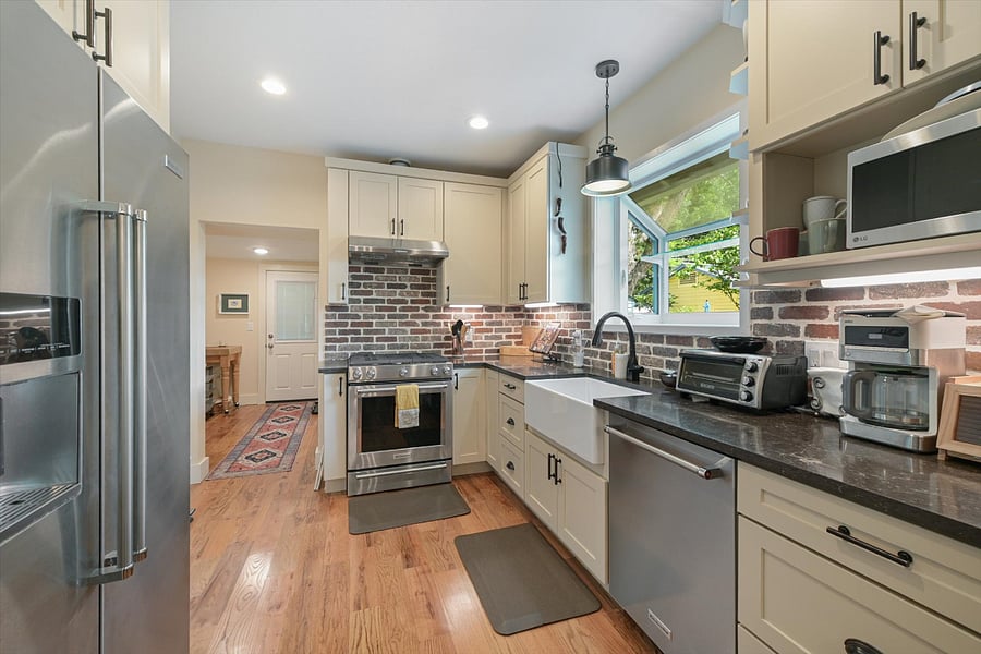 Furnished Finder property 1008190_1 photo 1