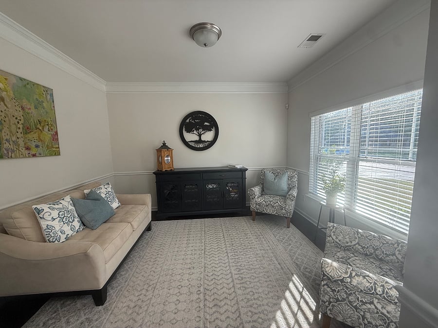Sitting room that can be used as an office