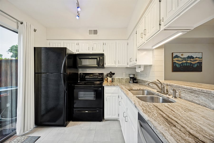 Furnished Finder property 1008214_1 photo 5