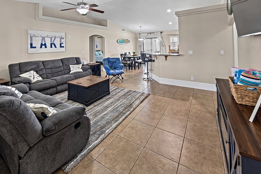 Furnished Finder property 1008243_1 photo 3