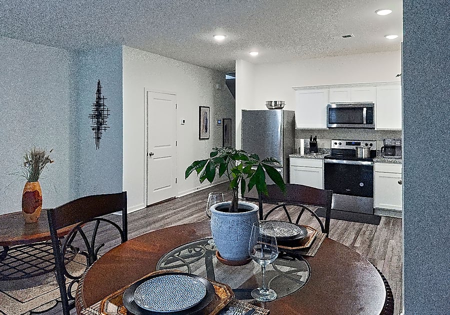 Furnished Finder property 1008244_1 photo 3