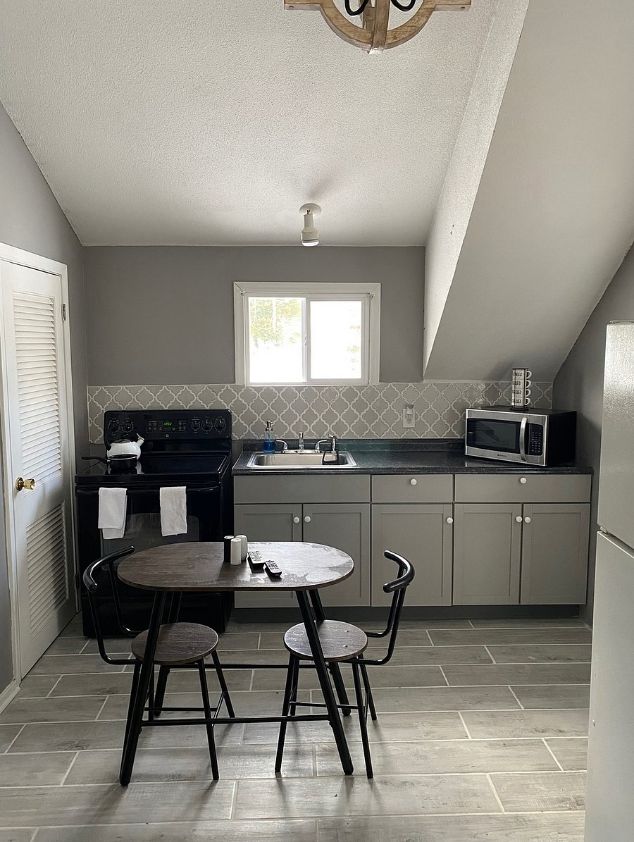 FURNISHED APT -Full picture of kitchen and dining table