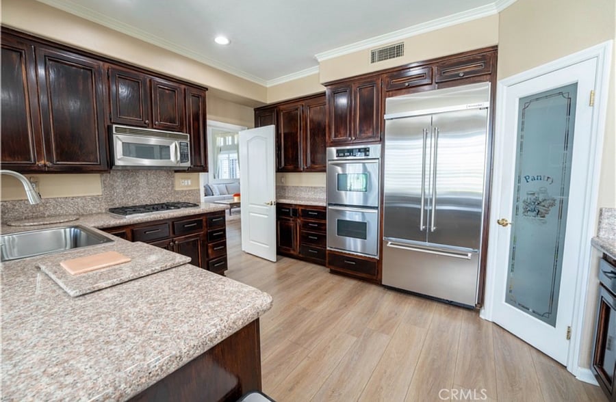 Furnished Finder property 1008259_1 photo 10