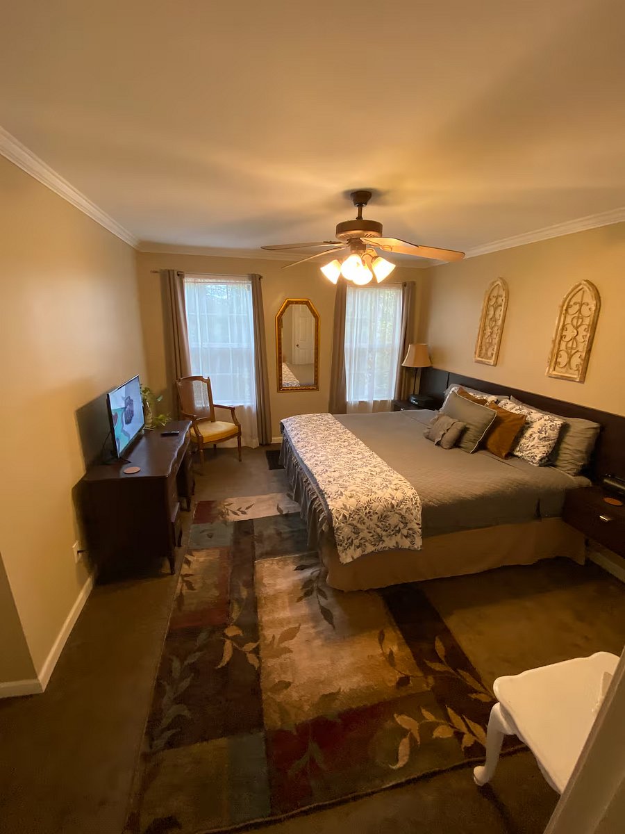 Furnished Finder property 1008265_1 photo 12