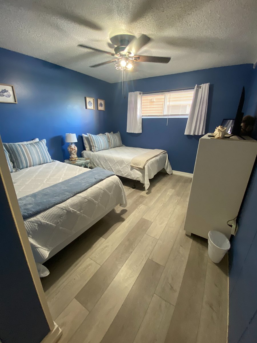 2 full beds