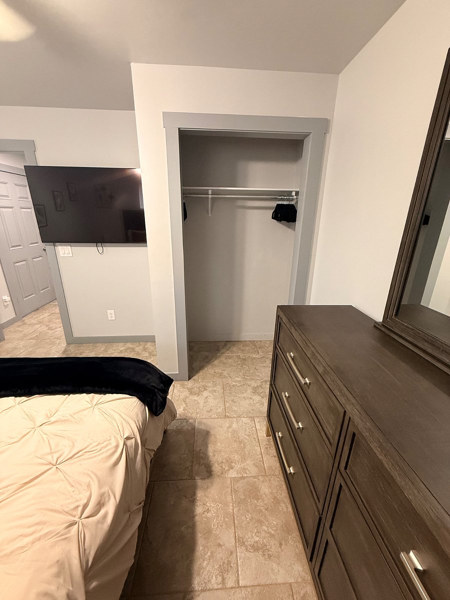 Furnished Finder property 1008289_1 photo 17