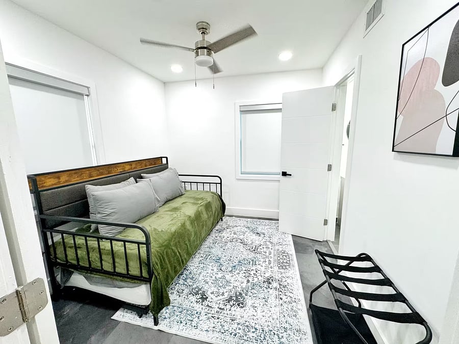 Furnished Finder property 1008292_1 photo 13