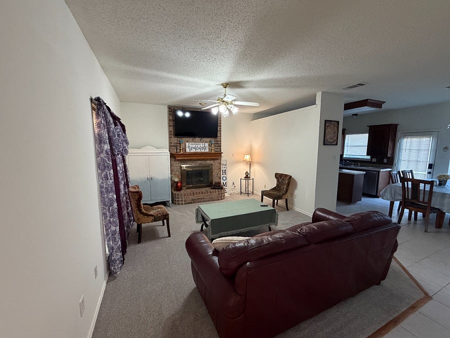 Furnished Finder property 1008294_1 photo 3