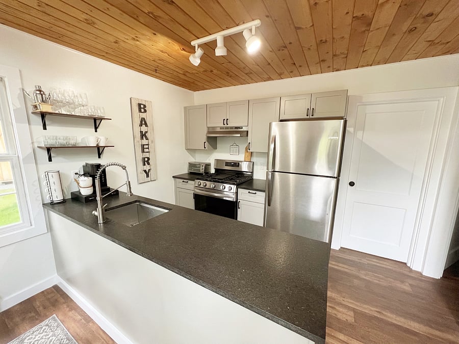 Furnished Finder property 1008319_1 photo 1