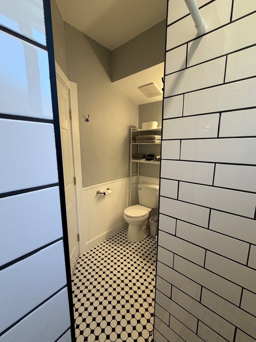 Furnished Finder property 1008322_1 photo 17