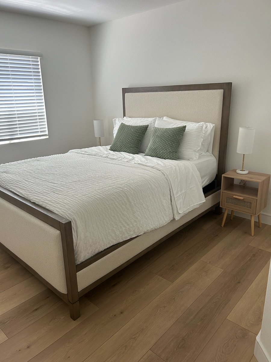Furnished Finder property 1008327_1 photo 15