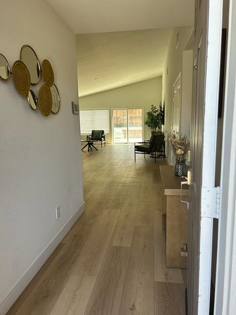 Furnished Finder property 1008327_1 photo 7