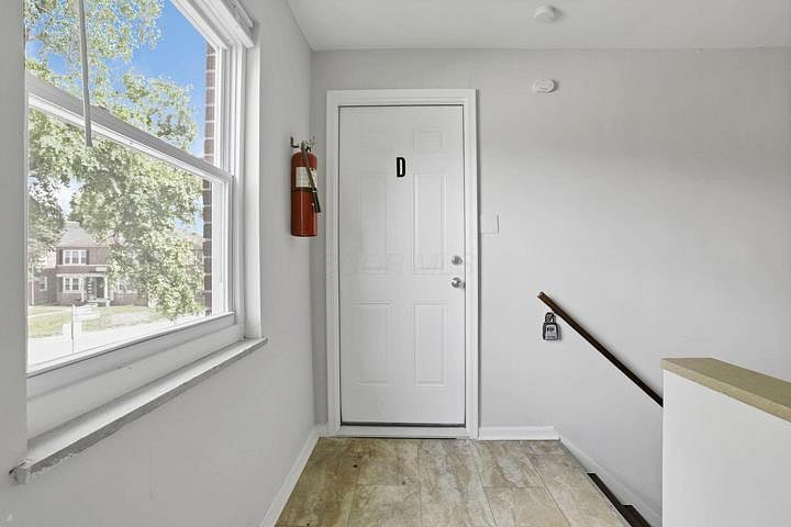 Furnished Finder property 1008333_1 photo 17