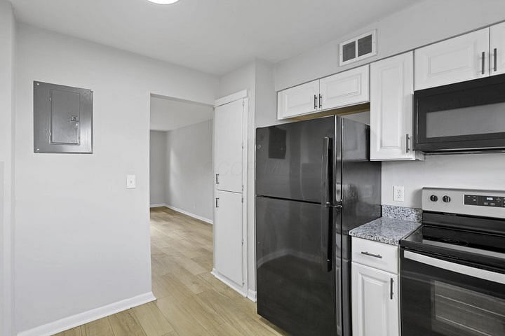 Furnished Finder property 1008333_1 photo 22