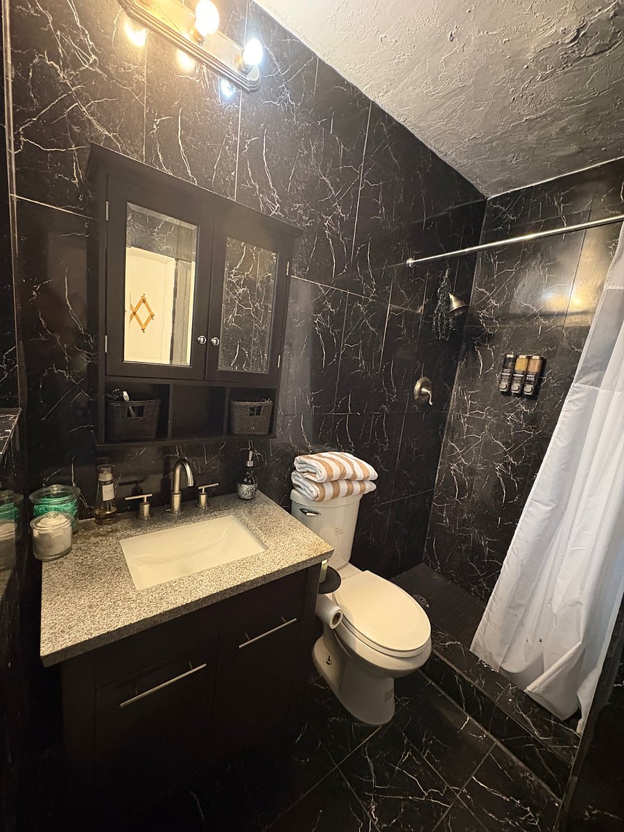 Furnished Finder property 1008336_1 photo 4