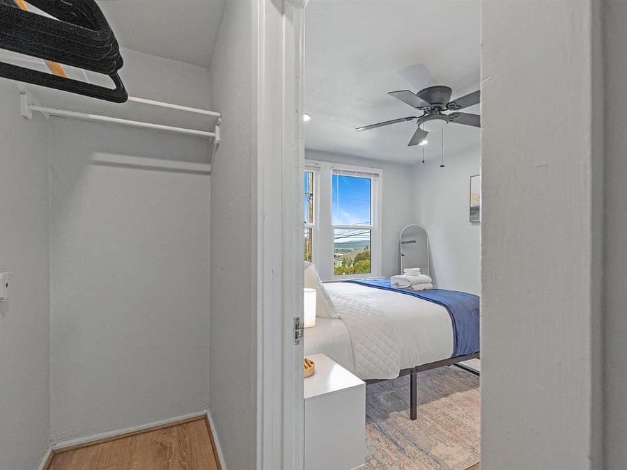 Furnished Finder property 1008341_2 photo 30