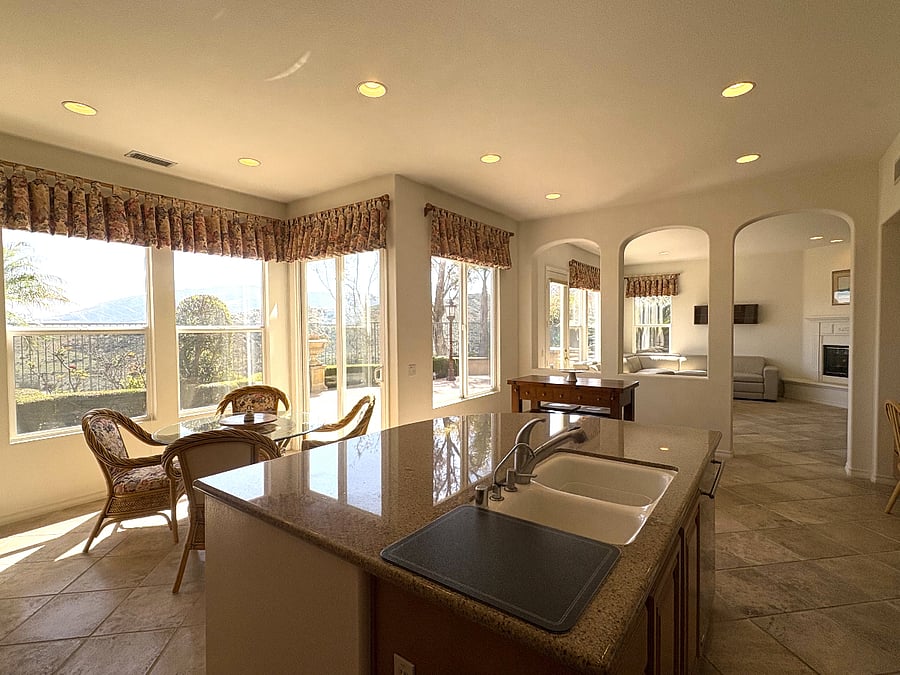 Furnished Finder property 1008346_1 photo 8