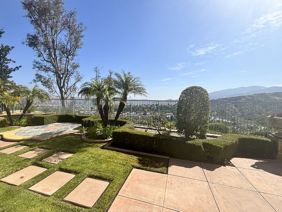 Furnished Finder property 1008346_1 photo 52