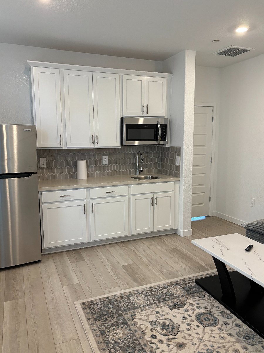 Furnished Finder property 1008357_1 photo 8