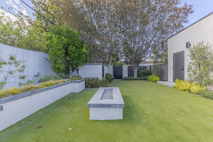 Furnished Finder property 1008367_1 photo 32