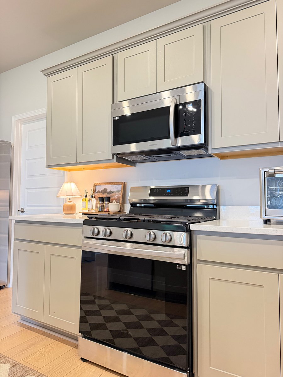 Furnished Finder property 1008368_1 photo 12