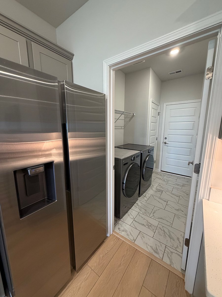 Furnished Finder property 1008368_1 photo 16