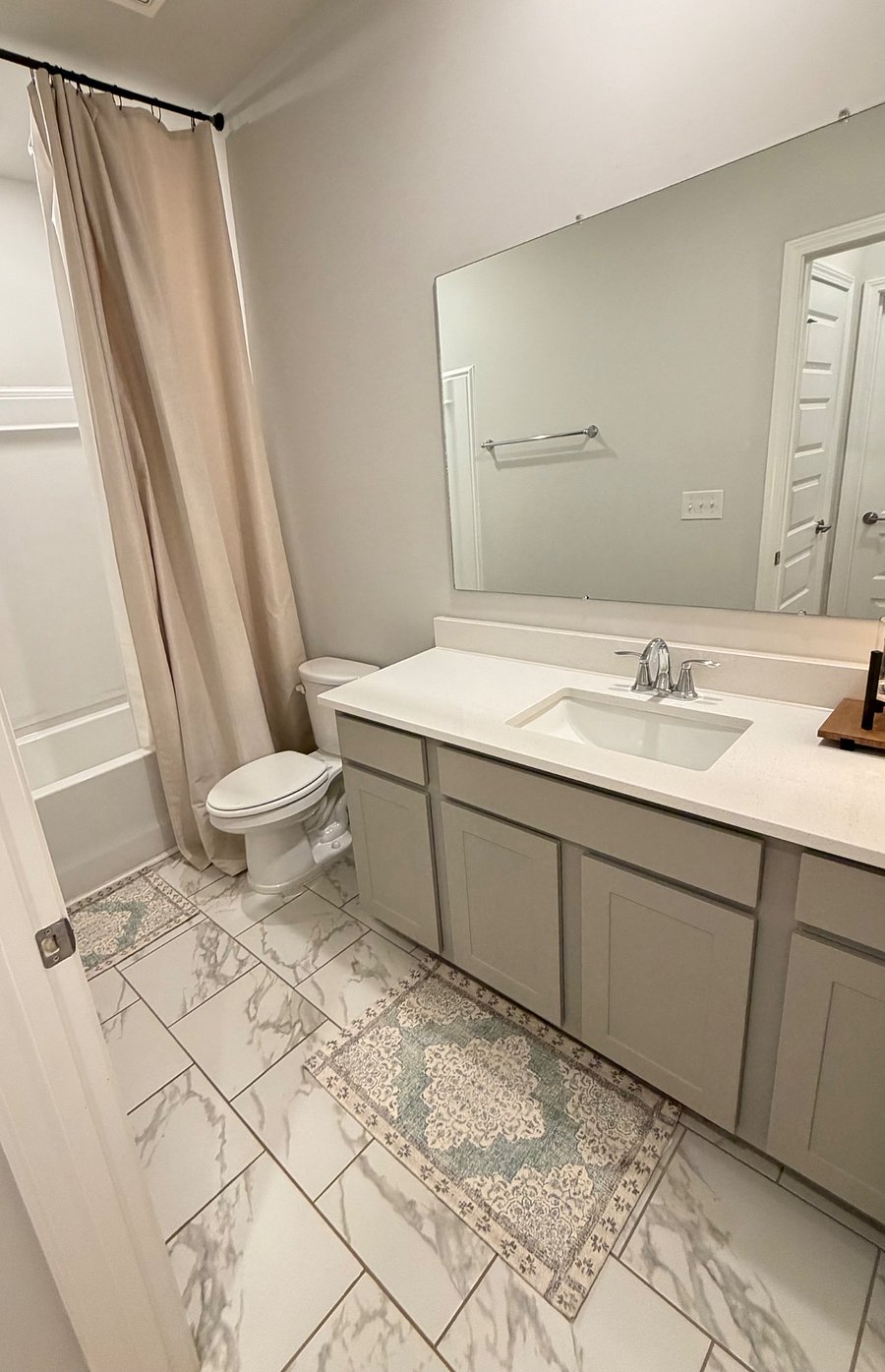 Furnished Finder property 1008368_1 photo 20