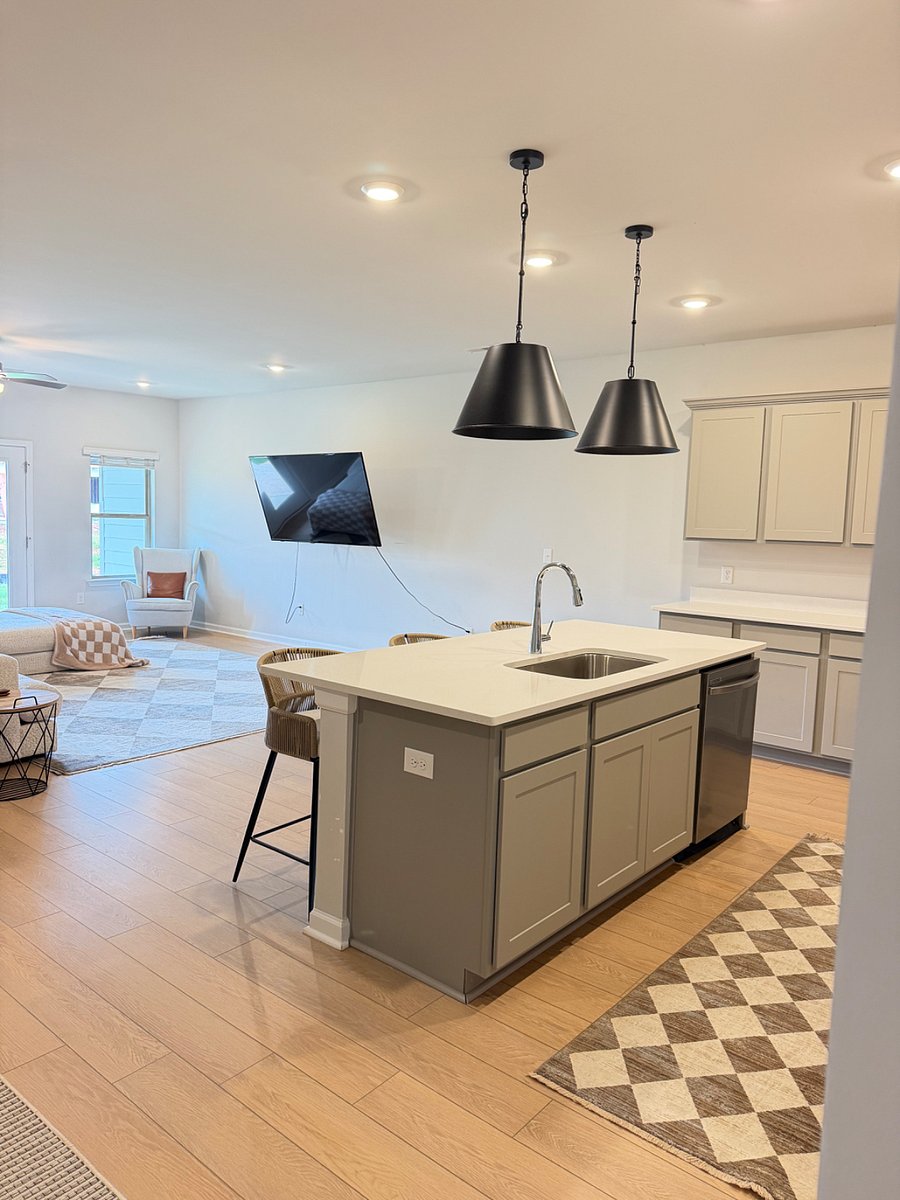 Furnished Finder property 1008368_1 photo 18