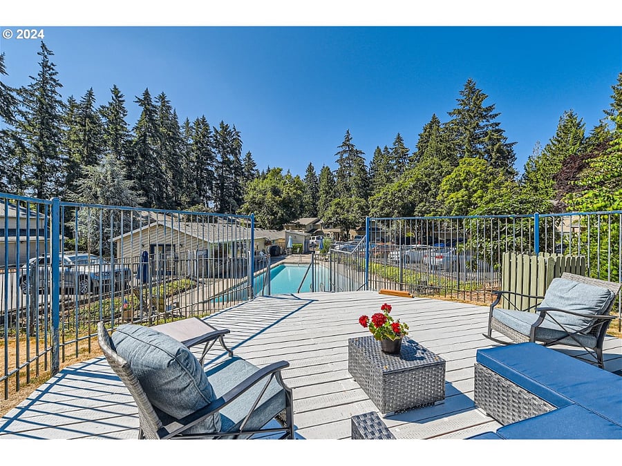 Furnished Finder property 1008373_1 photo 12
