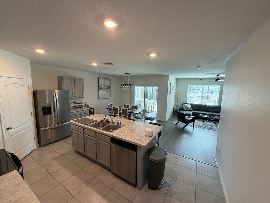Furnished Finder property 1008411_2 photo 5