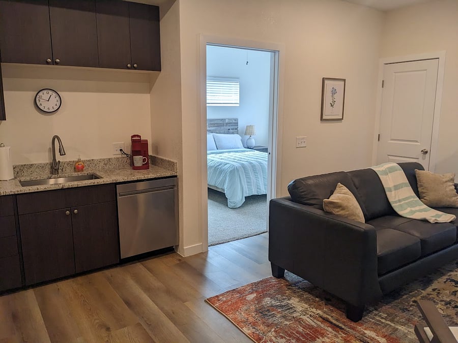 Furnished Finder property 1008440_7 photo 12