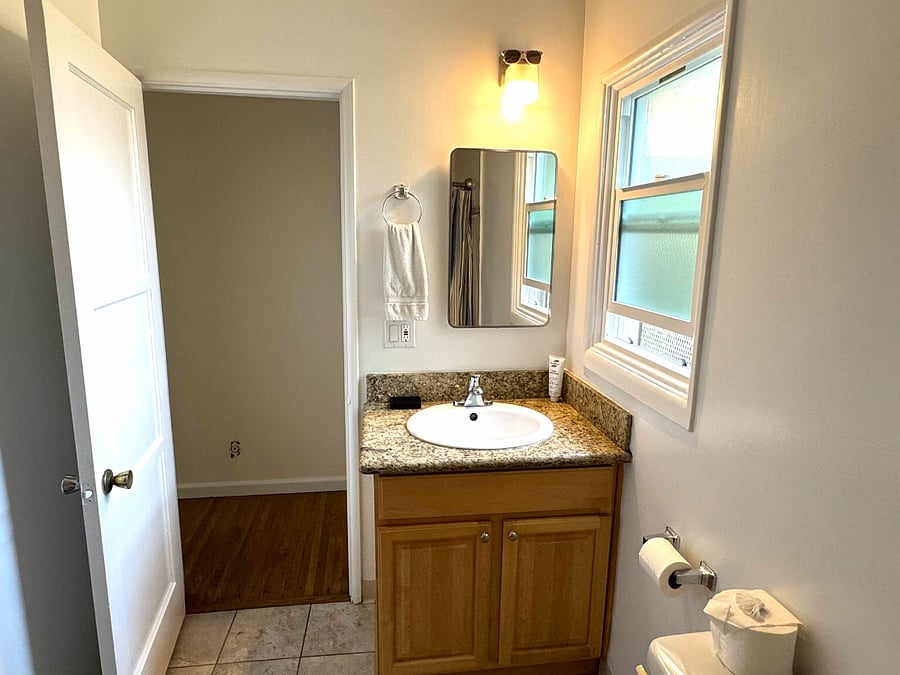 Furnished Finder property 1008450_1 photo 10